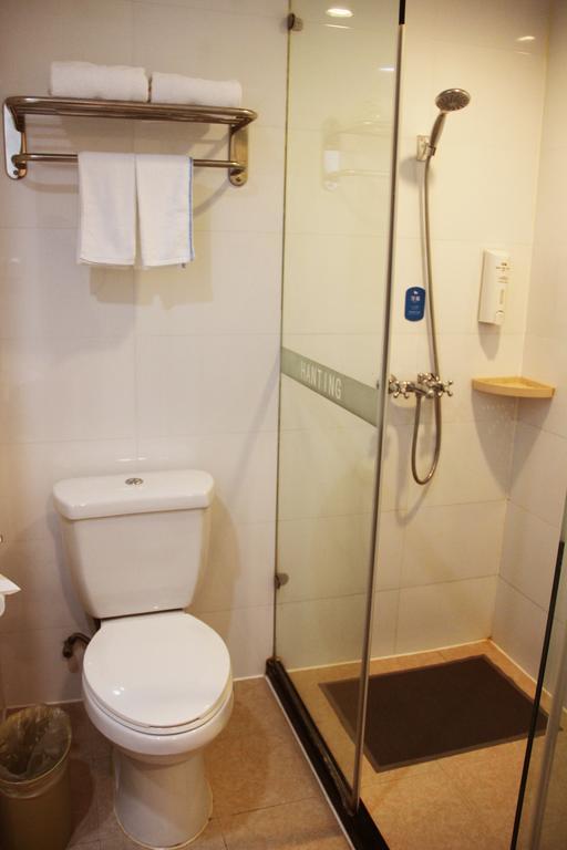 Hanting Express Jinzhou Luoyang Road Central Avenue Room photo